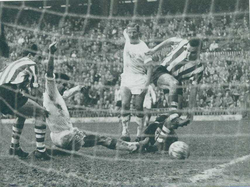 Fotos: Adiós a una leyenda rojiblanca