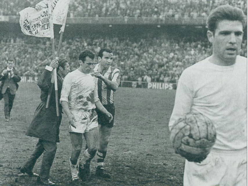 Fotos: Adiós a una leyenda rojiblanca