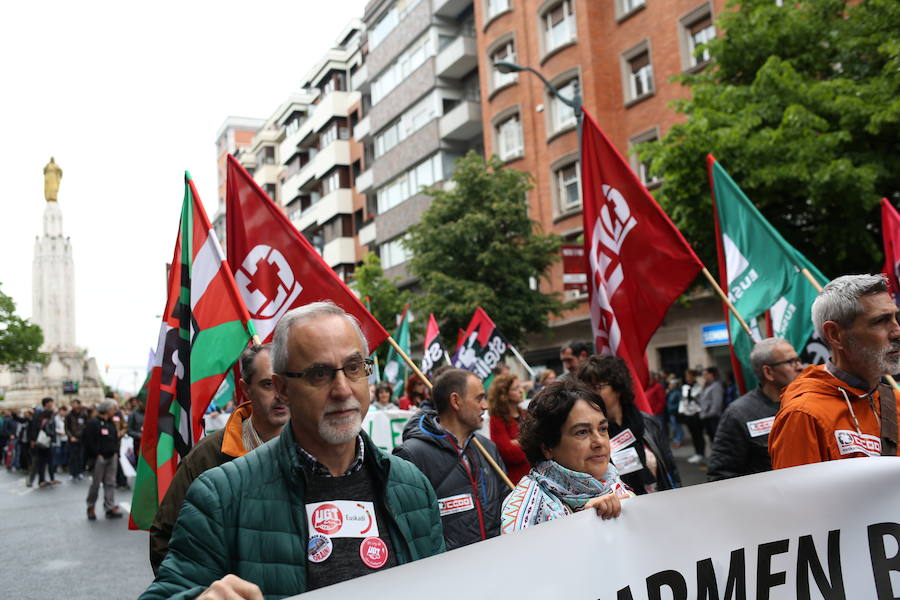 Fotos: Trabajadores de la enseñanza concertada se manifiestan en Bilbao