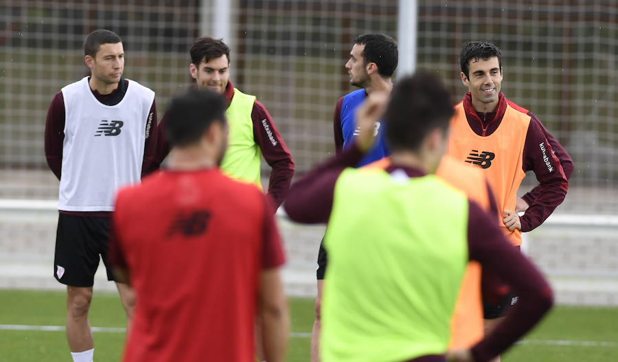 Susaeta ha centrado la atención de la sesión, después de la cual ha leído el comunicado de su despedida