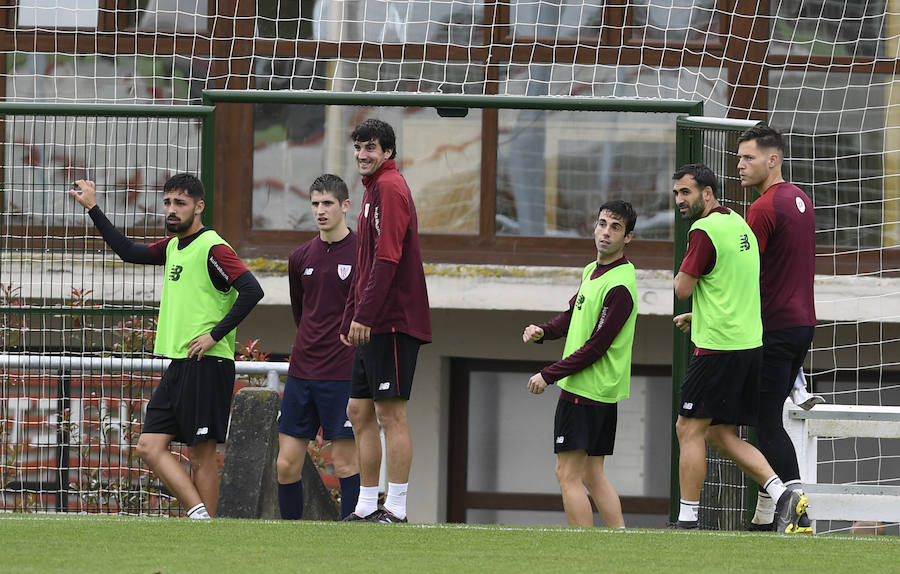 Susaeta ha centrado la atención de la sesión, después de la cual ha leído el comunicado de su despedida