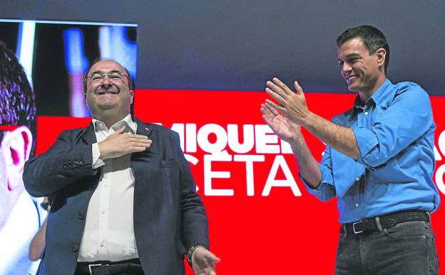 Pedro Sánchez y Miquel Iceta, en un acto político de los socialistas celebrado en Barcelona. 