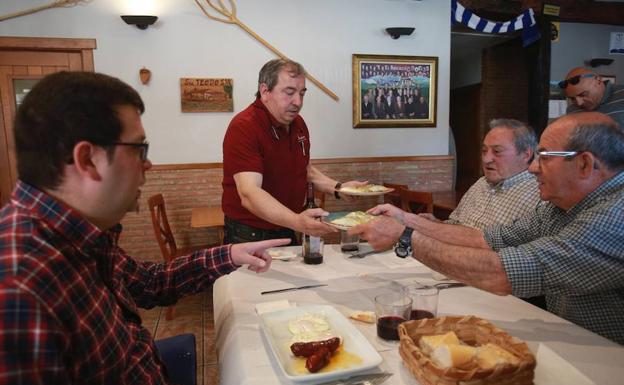 Hora de comer en el restaurante.