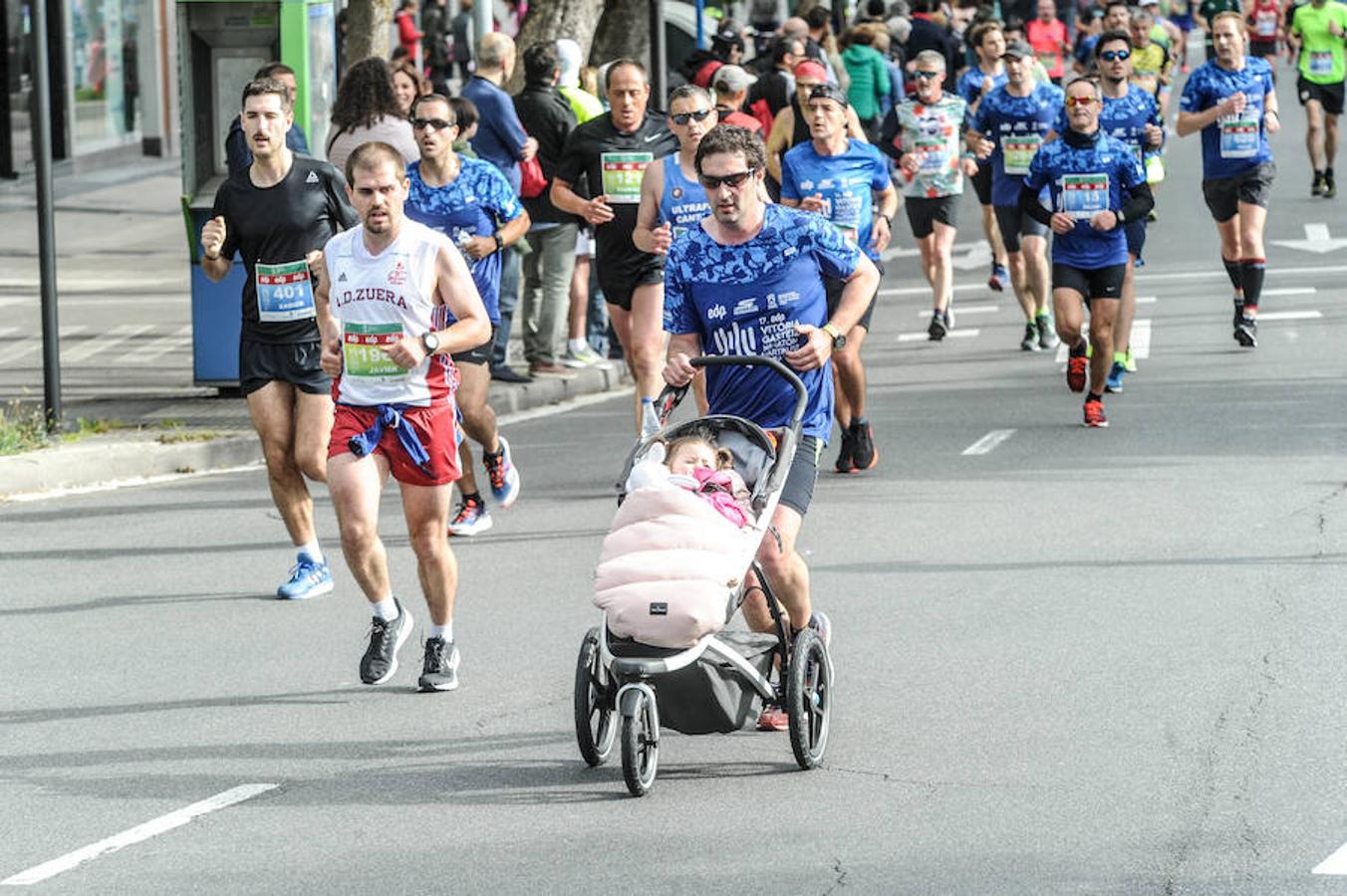 Fotos: Todas las imágenes del Maratón de Vitoria