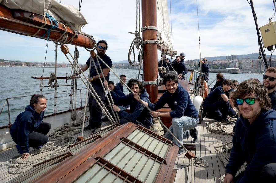 Fotos: Una jornada con los futuros marinos