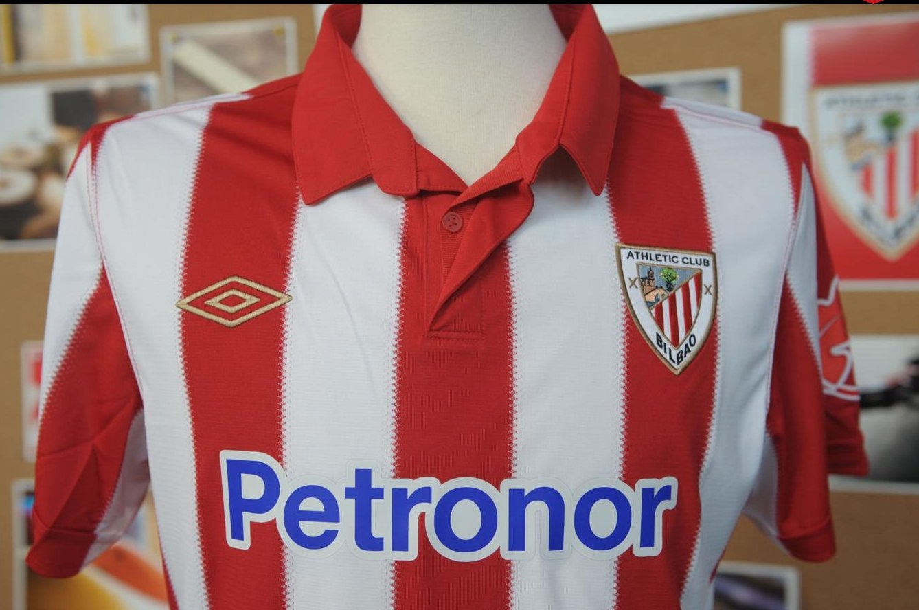 Camiseta de las temporadas 2010-2011.