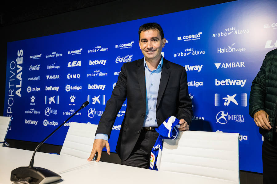 Fotos: Presentación de Asier Garitano como nuevo técnico del Alavés