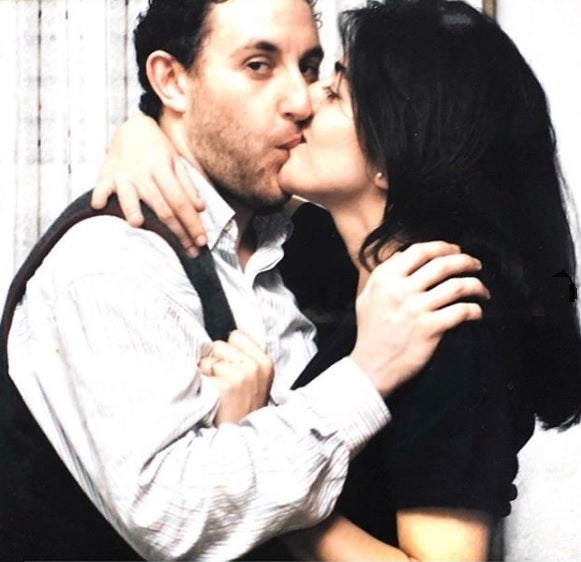 Alfonso Gil e Idoia Mendia se besan en una foto publicada por ella en su cuenta de Instagram.