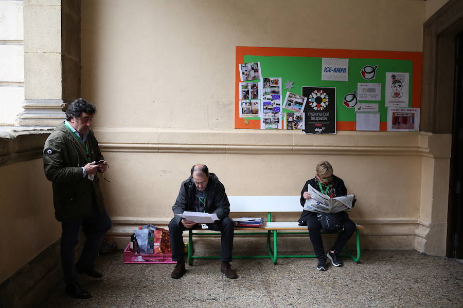 Fotos: Los vizcaínos acuden a votar