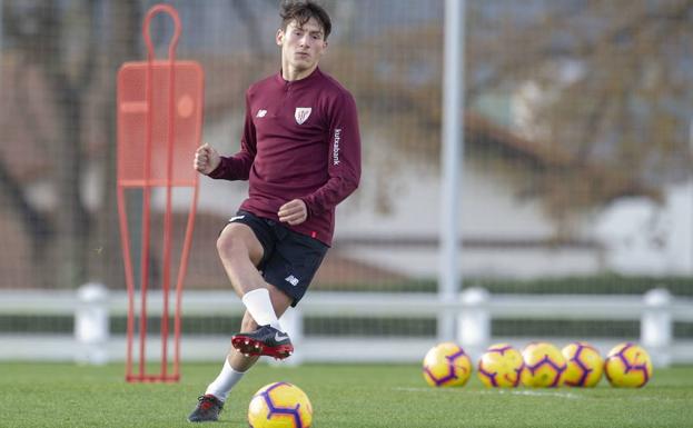 Unai Vencedor entrena en Lezama.