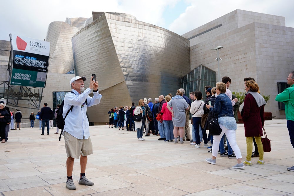 Fotos: Más de 6.400 cruceristas llegan a Bilbao