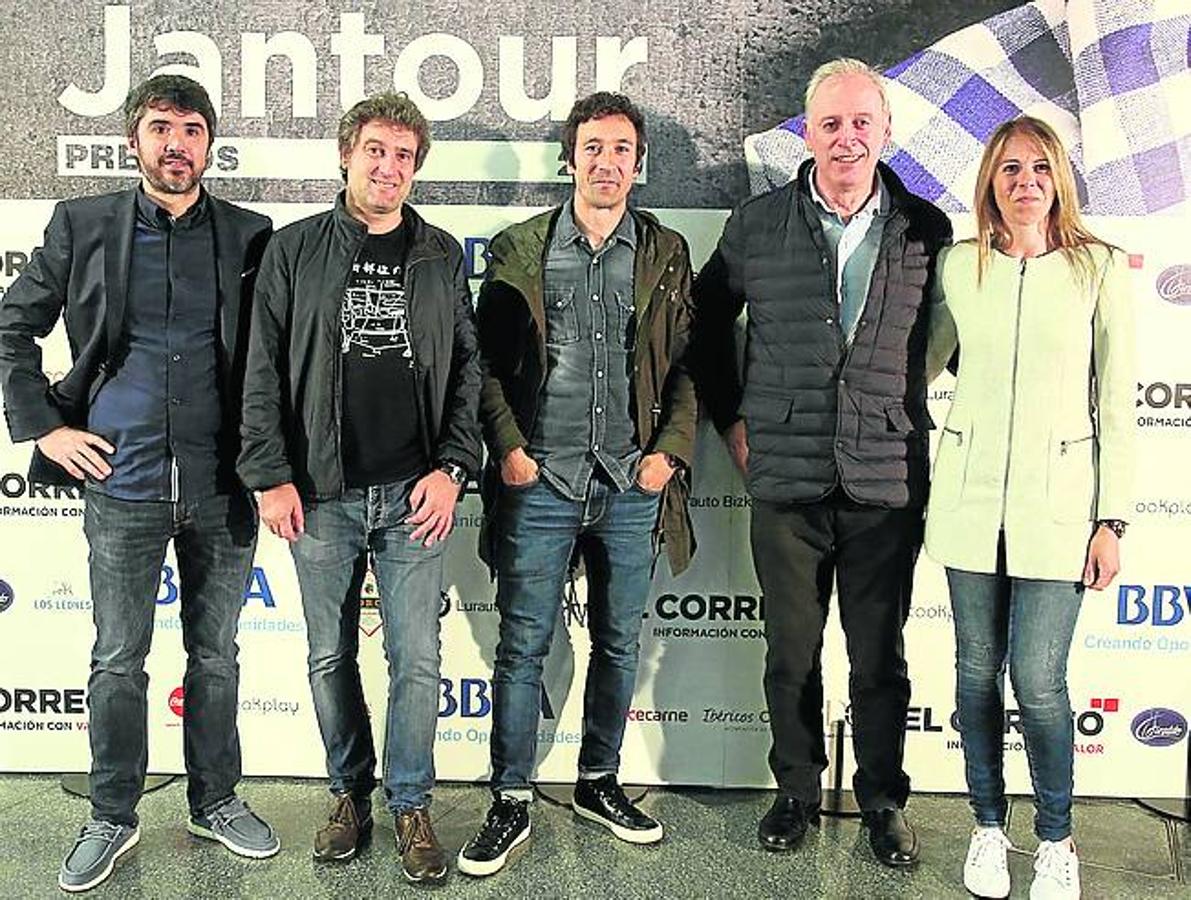 Óscar García Marina, Josean Alija, Eneko Atxa, Bittor Arginzoniz y Zuriñe García. 