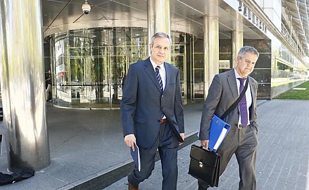 César Augusto Valero, médico del servicio de Anestesiología del Hospital Araba.