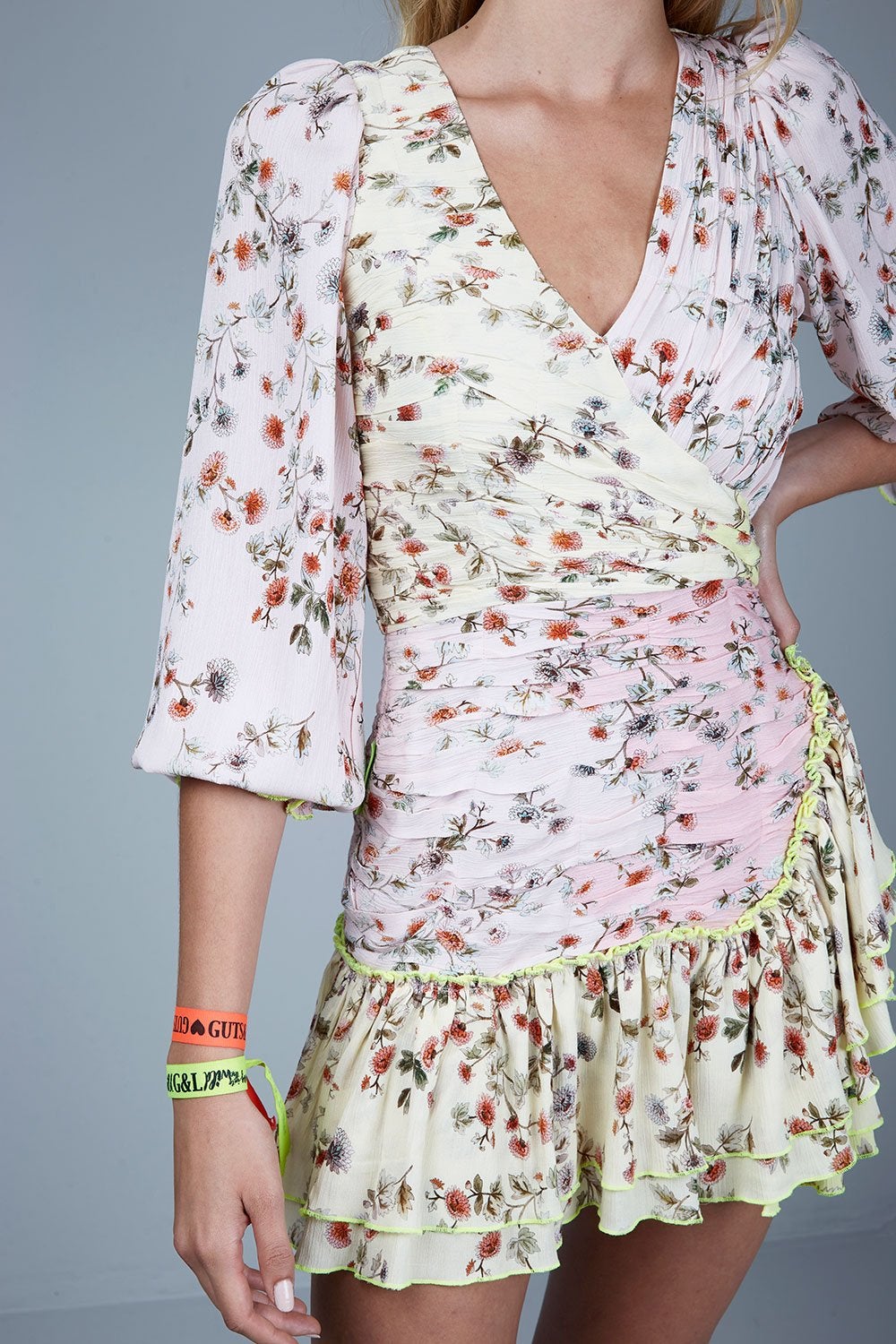 La madrileña es la última 'influencer' en sucumbir al encanto de la marca vizcaína 'Guts & Love'