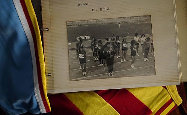 Representando a Bizkaia en una de las numerosas competiciones en las que tomó parte. 