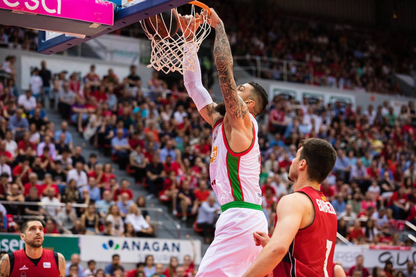 Fotos: Las imágenes del Zaragoza-Baskonia