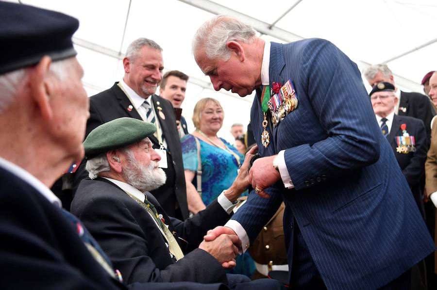 Europa recuerda cómo fue el desembarco de Normandía con la presencia de diferentes líderes políticos como Trump, Macron y el príncipe Carlos de Inglaterra