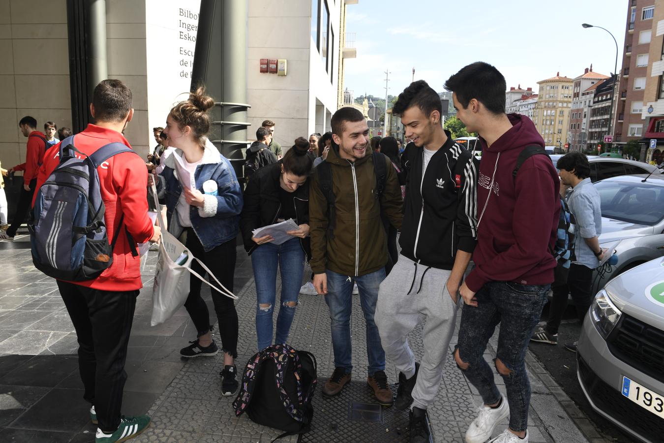 Fotos: Los vizcaínos afrontan la segunda jornada de Selectividad