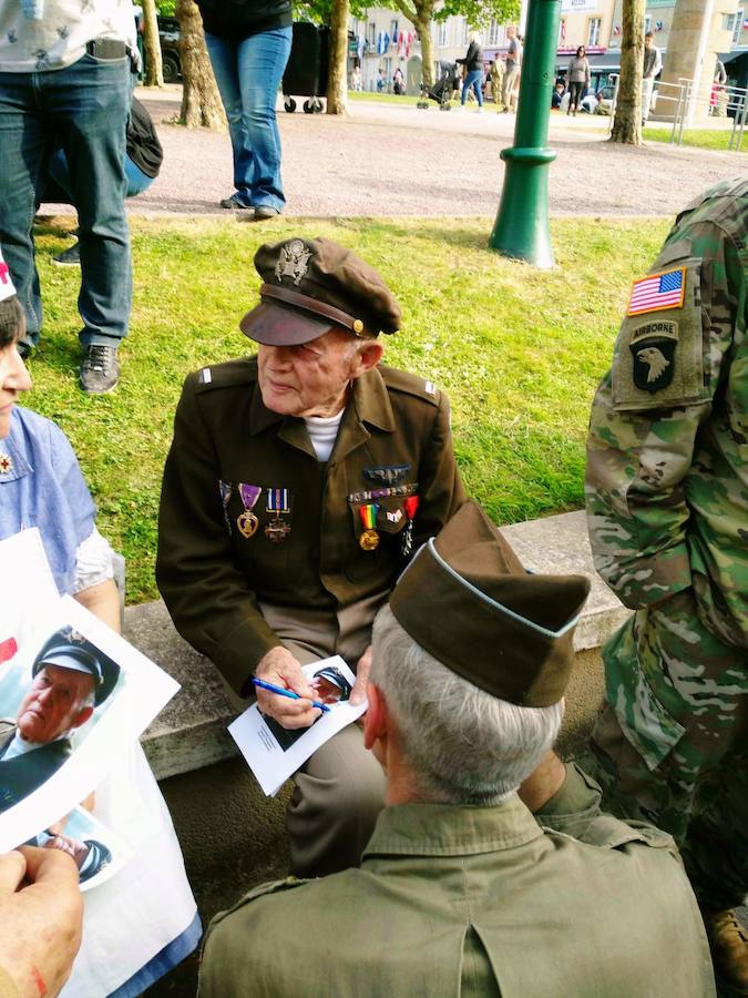 Fotos: Alaveses en Normandia