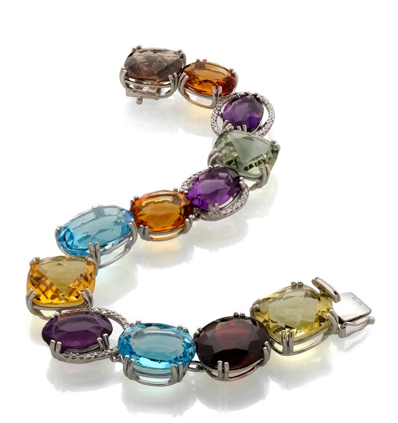 Arranca la jornada de compras más esperada de la villa, donde podrás disrutar de moda, ocio y diversión en más de un centenar de establecimientos