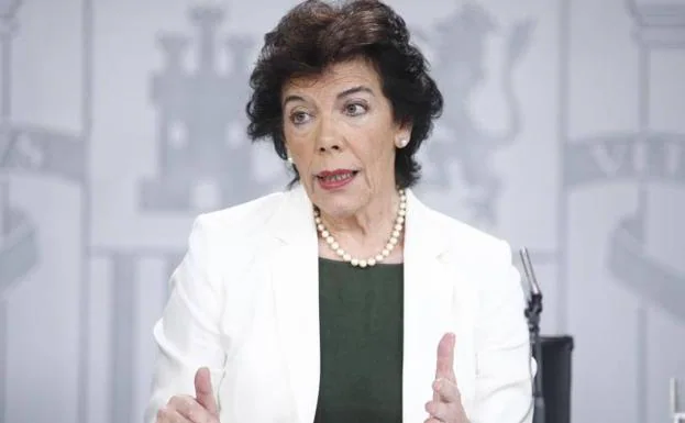 La portavoz gubernamental, Isabel Celaá.