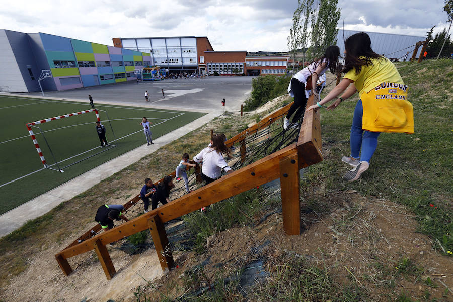Fotos: El colegio de Ribabellosa revoluciona la hora del patio