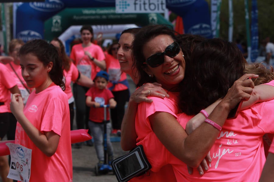 6.000 participantes toman parte en la Carrera de la Mujer que en su decimosegunda edición vuelve a concienciar sobre la prevención del cáncer de piel
