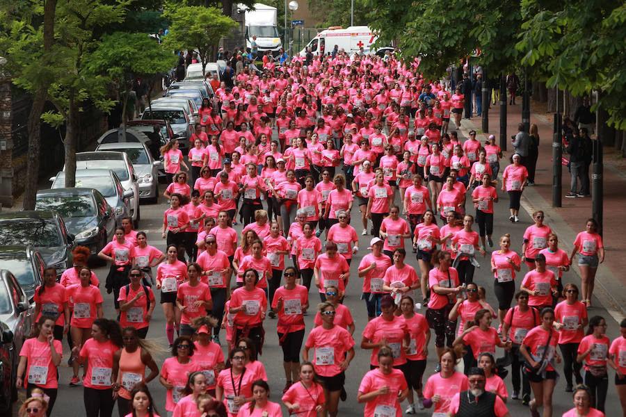 6.000 participantes toman parte en la Carrera de la Mujer que en su decimosegunda edición vuelve a concienciar sobre la prevención del cáncer de piel