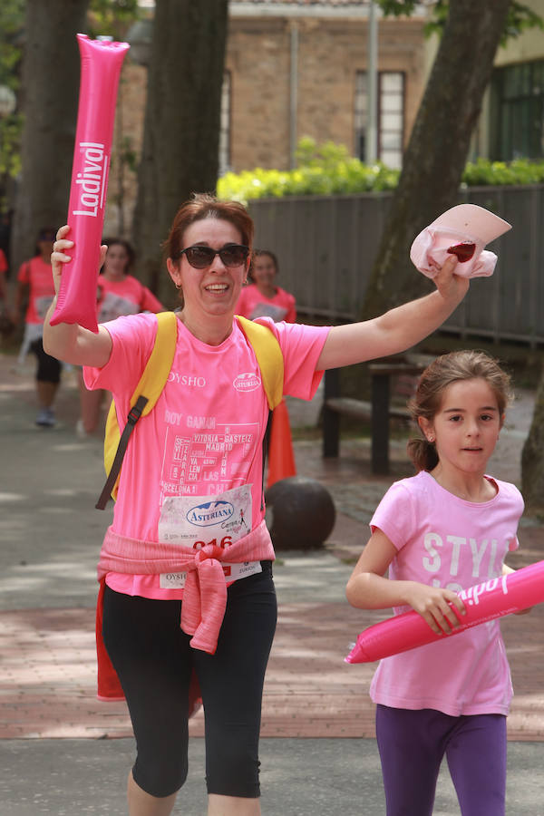 6.000 participantes toman parte en la Carrera de la Mujer que en su decimosegunda edición vuelve a concienciar sobre la prevención del cáncer de piel