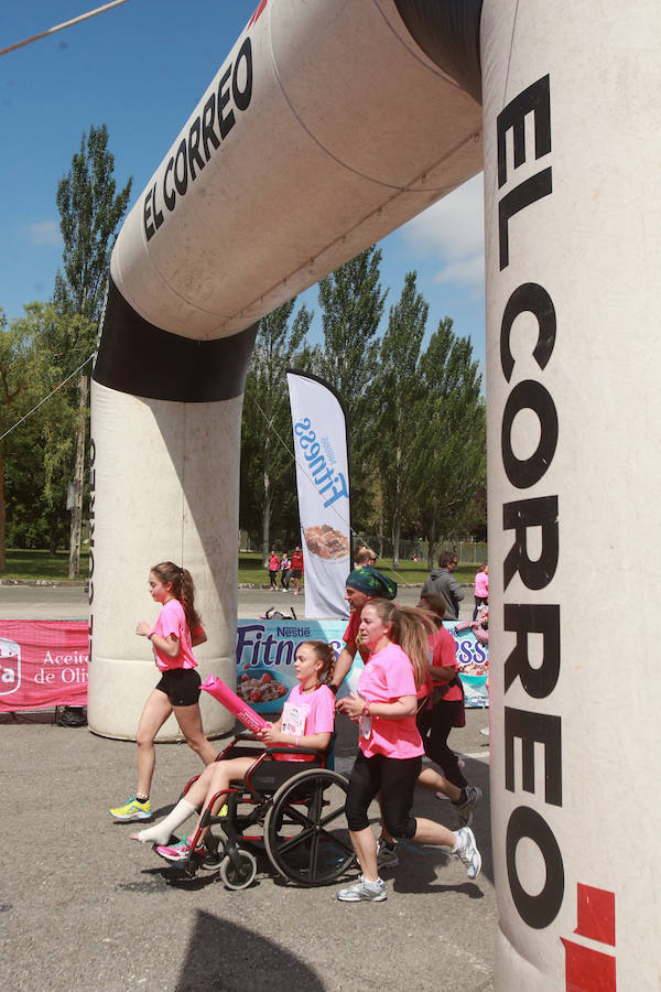 6.000 participantes toman parte en la Carrera de la Mujer que en su decimosegunda edición vuelve a concienciar sobre la prevención del cáncer de piel