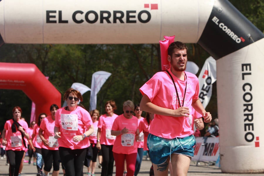 6.000 participantes toman parte en la Carrera de la Mujer que en su decimosegunda edición vuelve a concienciar sobre la prevención del cáncer de piel