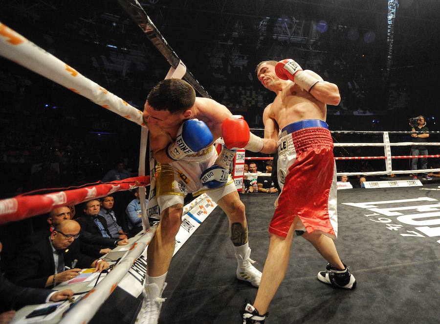 Andoni Gago se proclamó campeón continental del peso pluma y Kerman Lejarraga derrotó por KO en el cuarto asalto al mexicano Luis Solís, proclamándose así nuevo campeón Latino WBC del superwelter