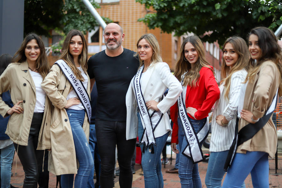 Esta iniciativa de la ONG 'Mechones Solidarios' busca devolver la sonrisa a aquellas personas que han perdido su pelo a causa de los tratamientos contra esta enfermedad