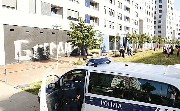La Policía Local acordonó toda la zona.