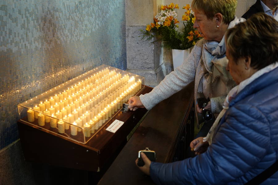 Más de un centenar de cabezas y 26 puestos agrícolas participan en el tradicional mercado