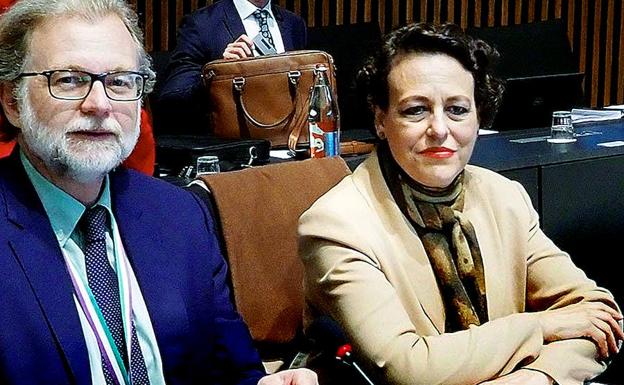 La ministra Magdalena Valerio, ayer durante la reunión con sus colegas europeos en Luxemburgo.