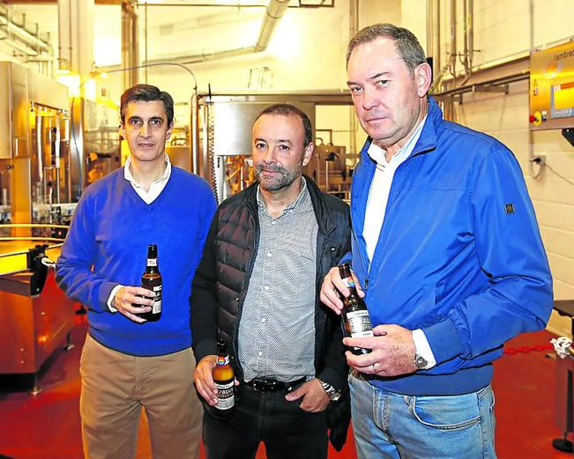 Hugo Barreda, Manu Castellanos y Víctor Iturregui.