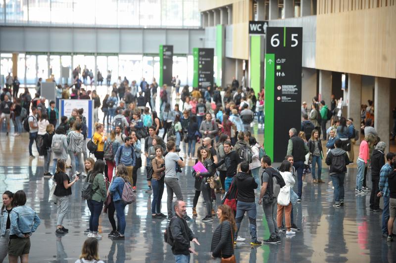 6.416 aspirantes optan a una plaza de maestro, 95 para plazas de profesor de conservatorio y 56 para escuelas oficiales de idiomas