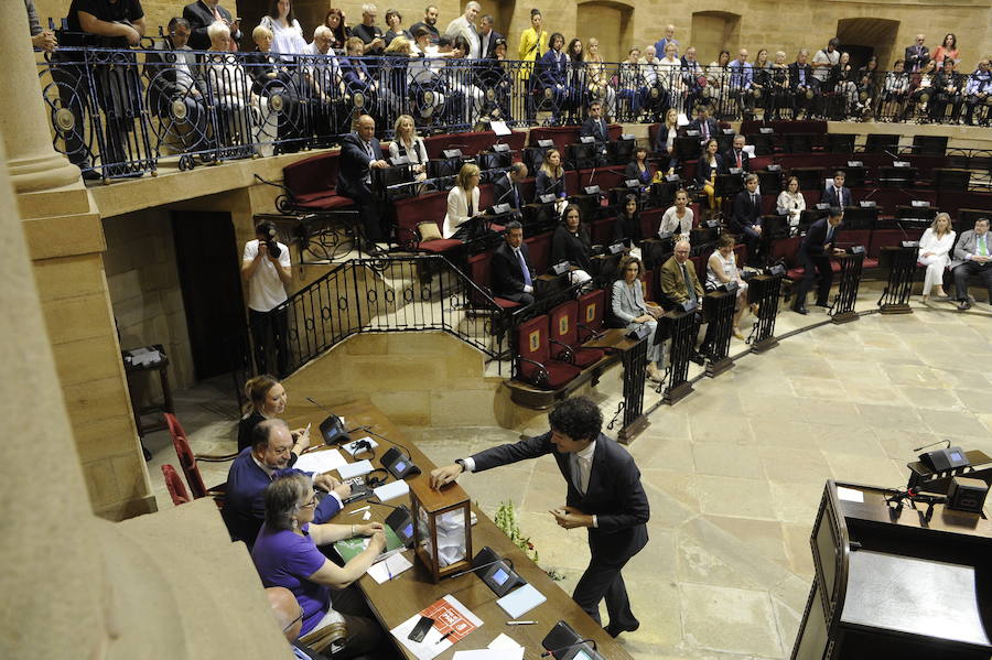 La Mesa de las Juntas Generales de Bizkaia estará presidida, en el decimoprimer mandato, de nuevo por Ana Otadui