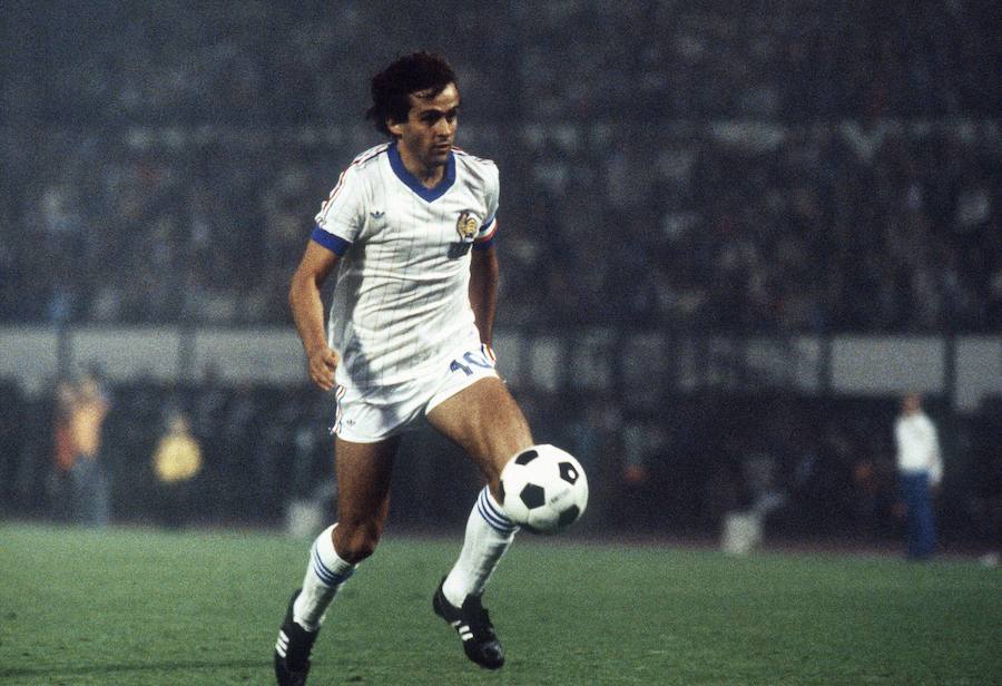 Platini, durante un partido en 1981