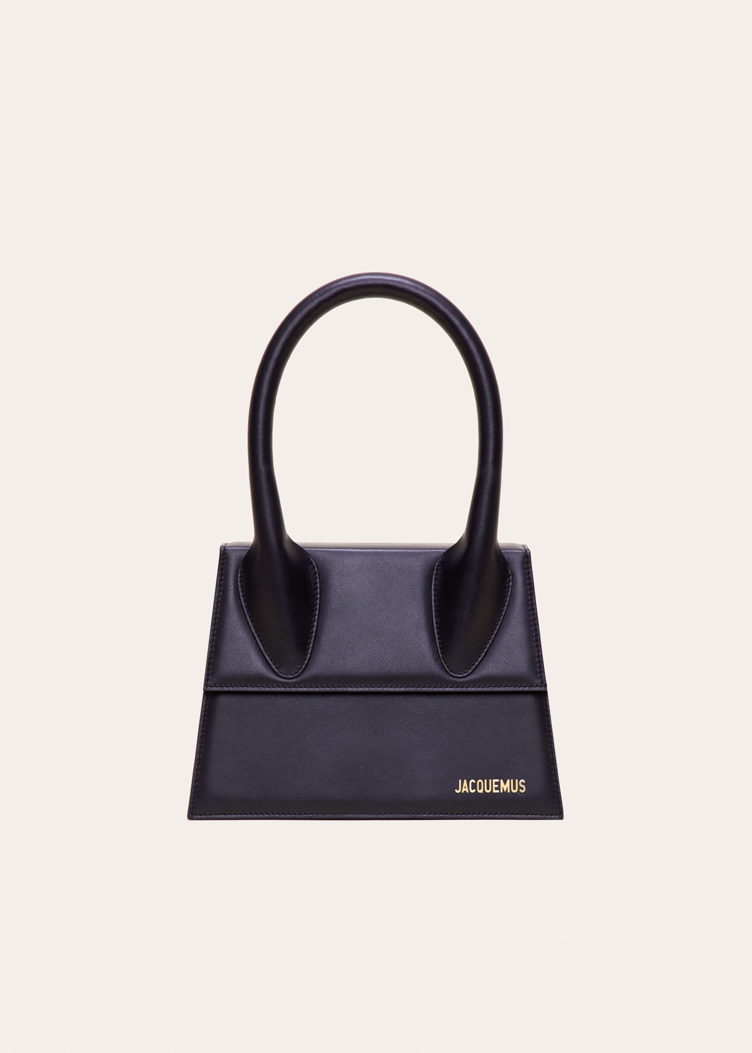 Bolso 'Le Grand Chiquito', de  Jacquemus  (c.p.v.)
