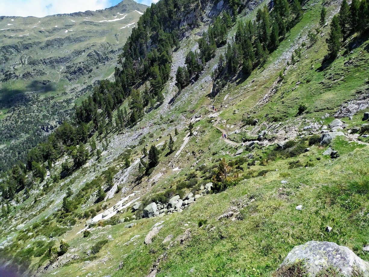 El ascenso desde la Besurta hasta el refugio es de gran belleza.