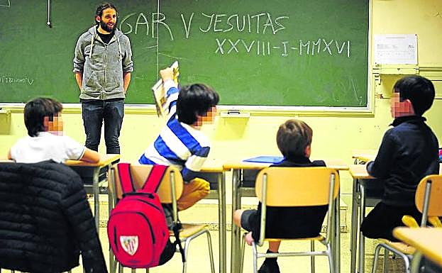 Un grupo de niños con altas capacidades en un colegio vasco.
