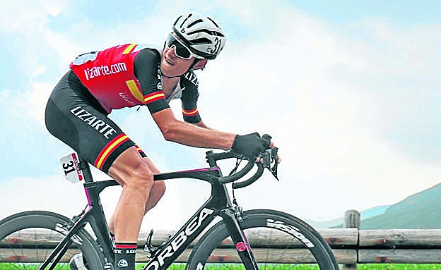 Iñigo Elosegui, durante una de las etapas del recién terminado Giro de Italia sub'23.
