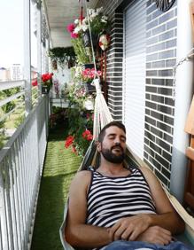 Imagen secundaria 2 - El balcon decorado de Roberto Gutiérrez