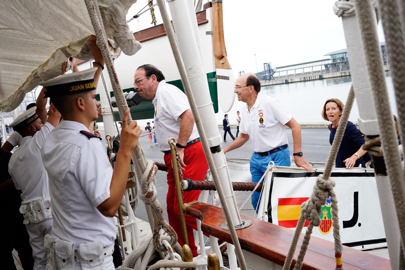 Fotos: El &#039;Juan Sebastián Elcano&#039; desafía a la tempestad en Getxo