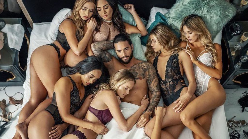 Polémica portada del single de Maluma 'Mala Mía'.