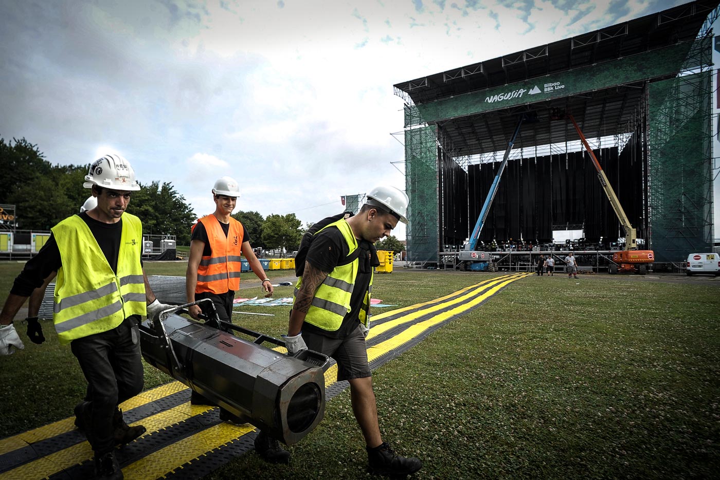 Fotos: Así es el montaje del escenario del BBK Live