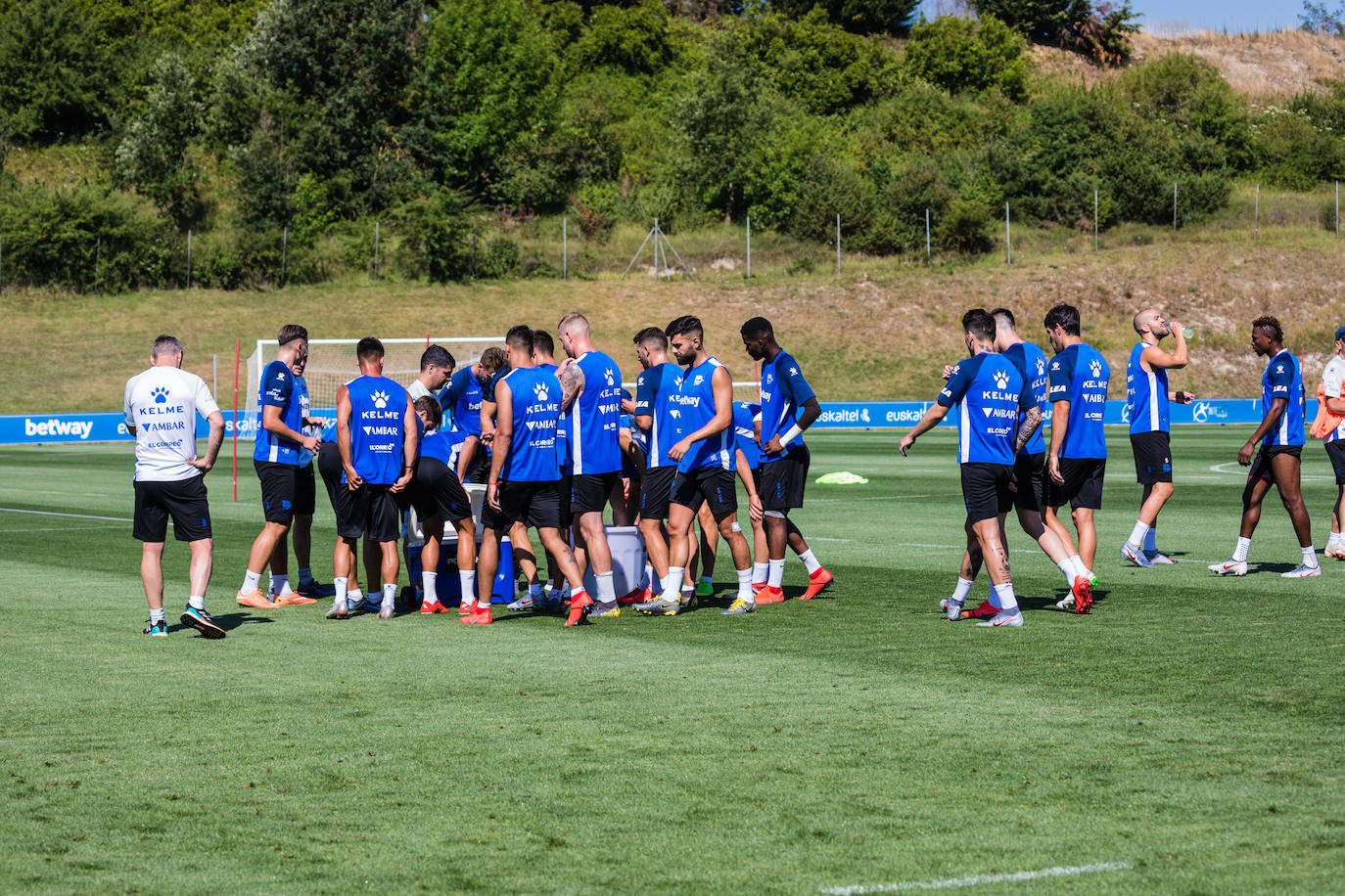 Fotos: Así ha sido el primer entrenamiento del Alavés