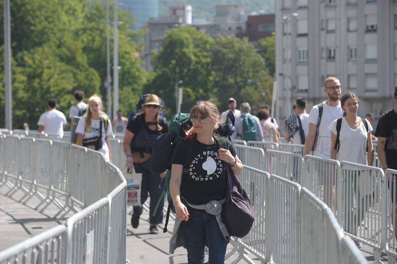 Fotos: Llegan a Bilbao los primeros festivaleros del BBK Live 2019